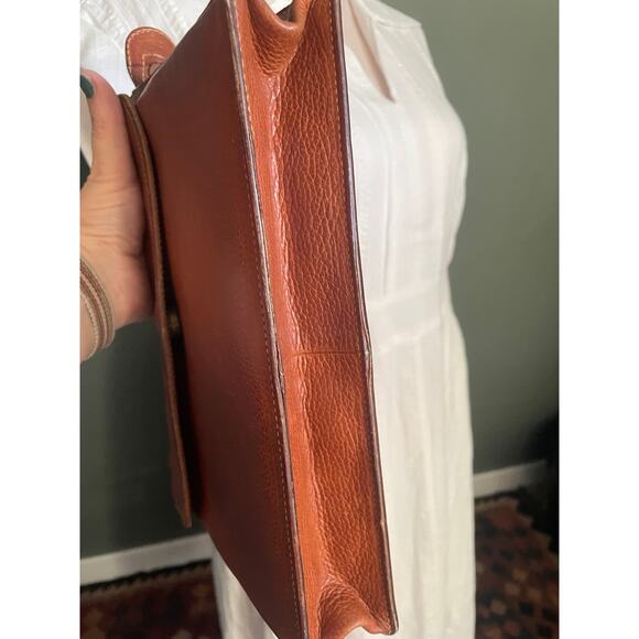 Furla Tan Leather Handbag. Made in Italy. Velvet lining. Great condition. - Picture 7 of 8